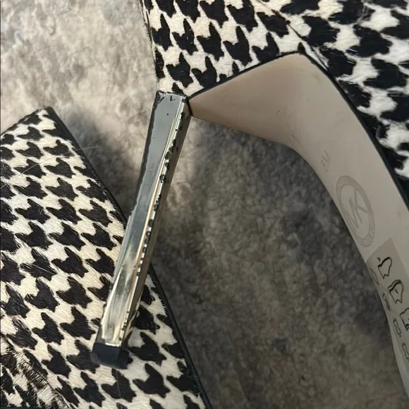 Michael Kors Black and White Stiletto Heels - Picture 4 of 7